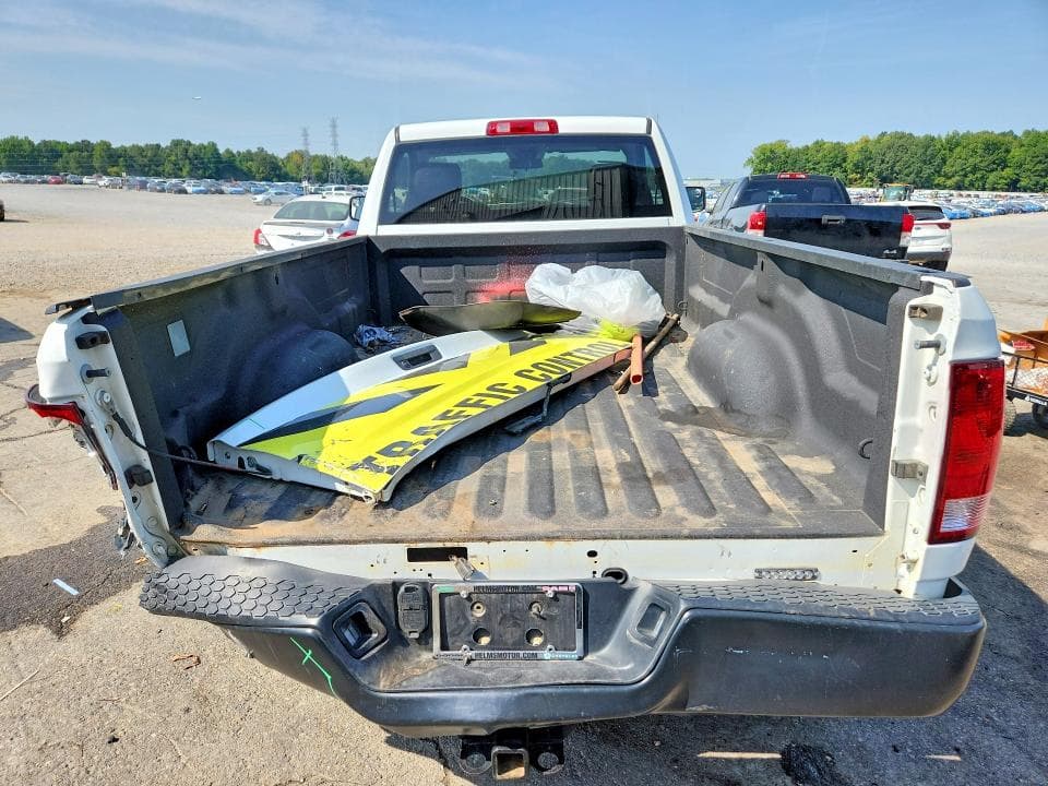 2023 RAM 1500 CLASSIC TRADESMAN 6