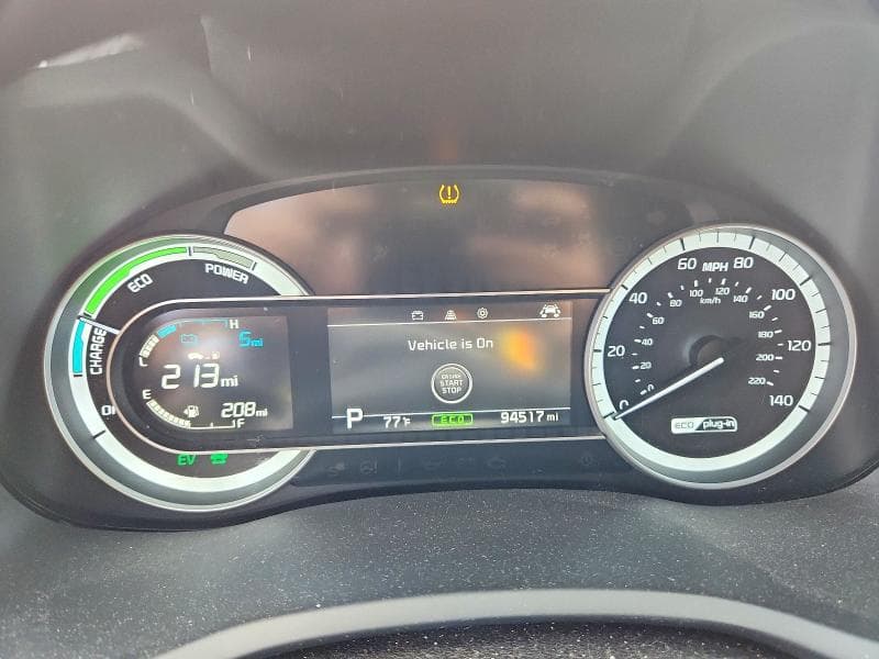 2018 KIA NIRO LX 9