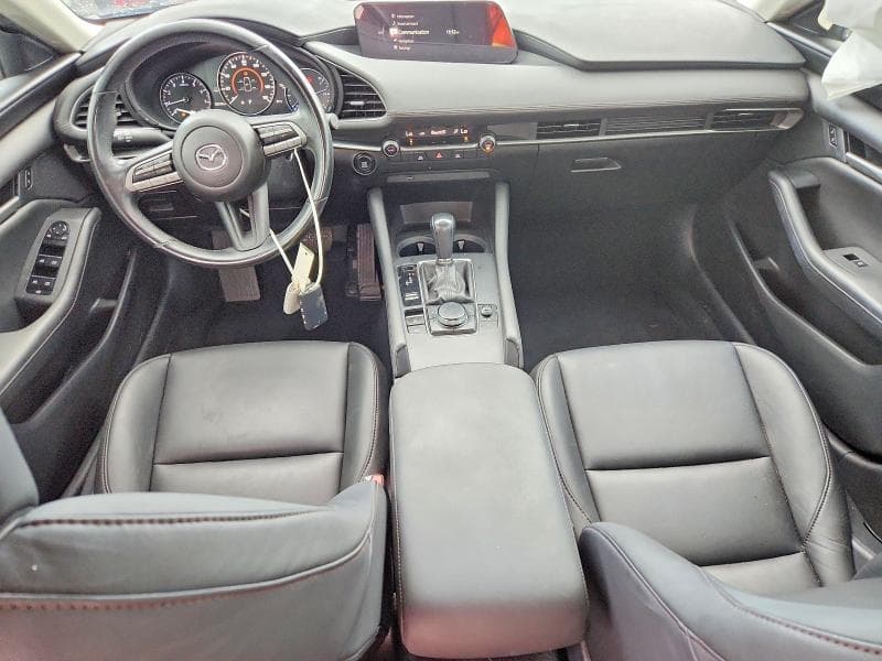 2021 MAZDA 3 SELECT 8