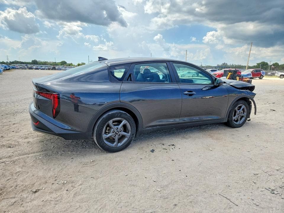 2025 KIA K4 LXS 3
