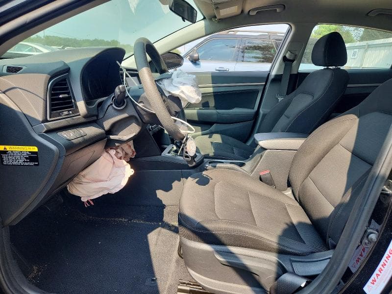 2018 HYUNDAI ELANTRA SEL 7