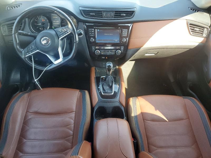 2017 NISSAN ROGUE SL 8