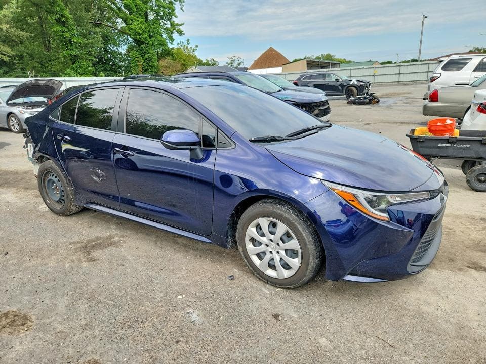 2023 TOYOTA COROLLA LE 4