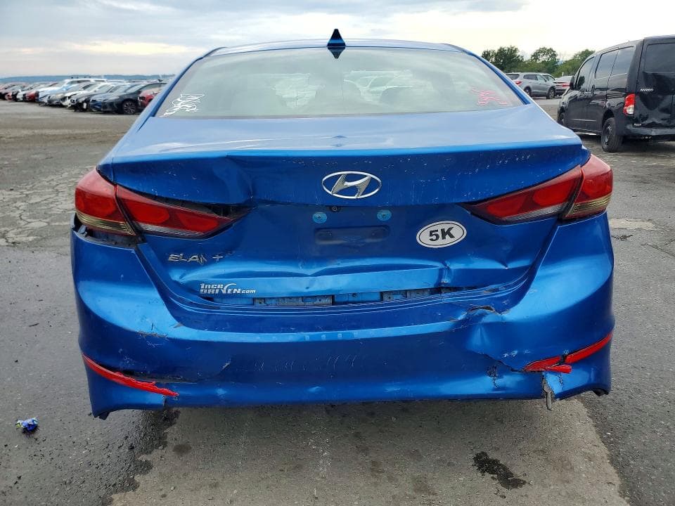 2017 HYUNDAI ELANTRA SE 6
