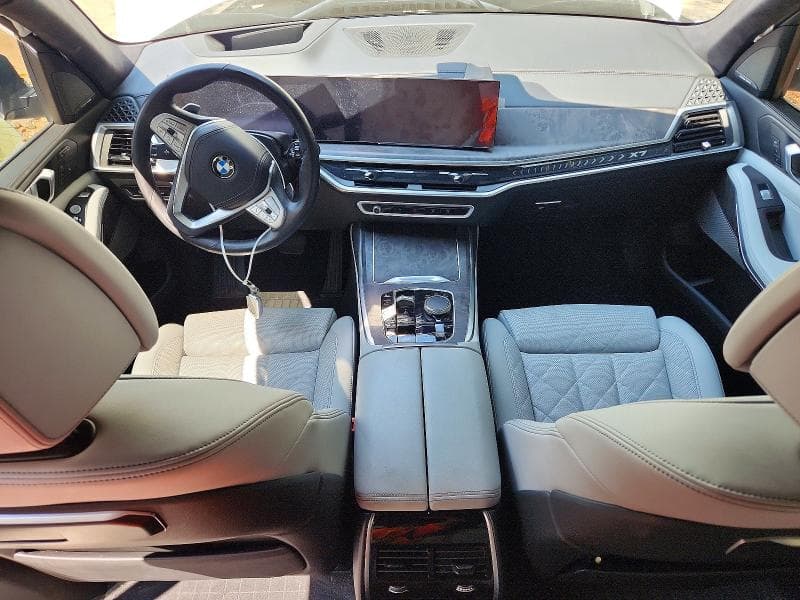 2024 BMW X7 XDRIVE40I 8