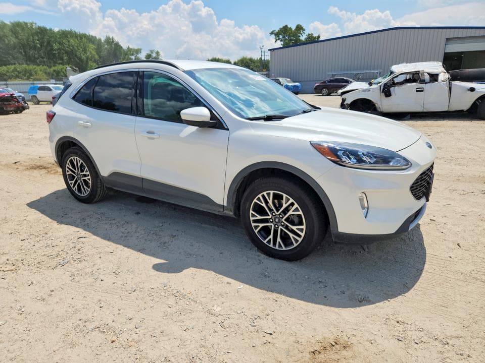 2020 FORD ESCAPE SEL 4