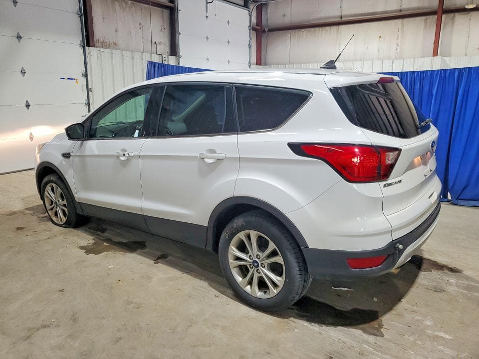 2019 FORD ESCAPE SE 2
