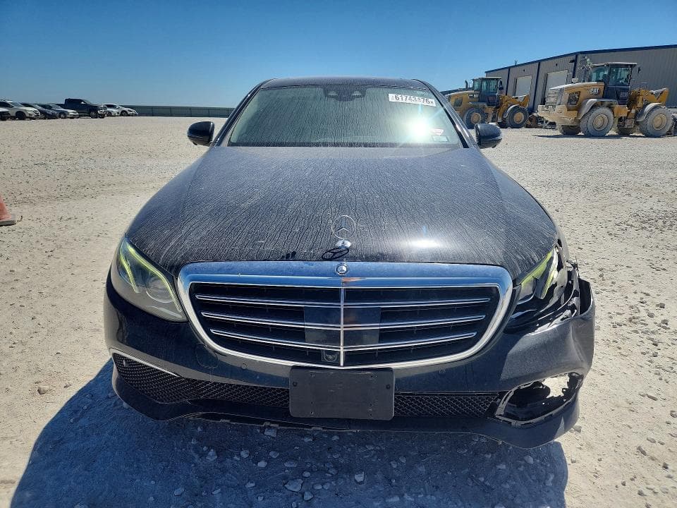 2017 MERCEDES-BENZ E 300 5
