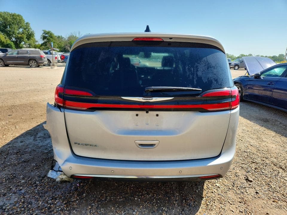2026 CHRYSLER PACIFICA SELECT 6