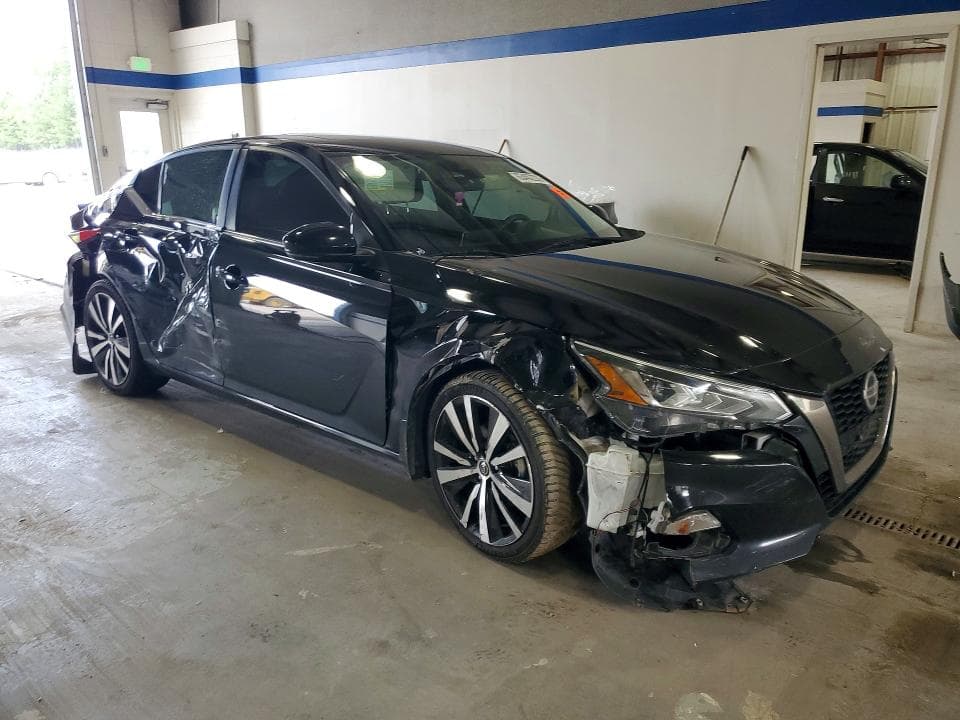 2021 NISSAN ALTIMA SR 4