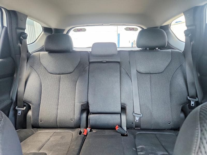 2021 HYUNDAI SANTA FE SE 10