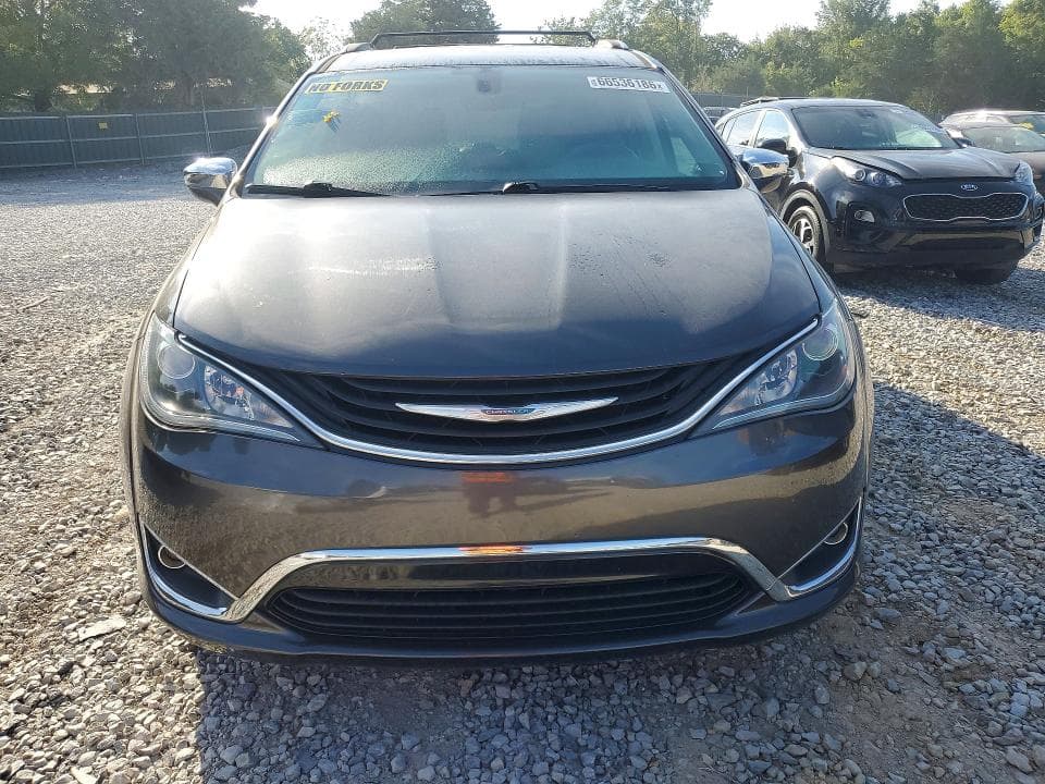 2018 CHRYSLER PACIFICA HYBRID LIMITED 5