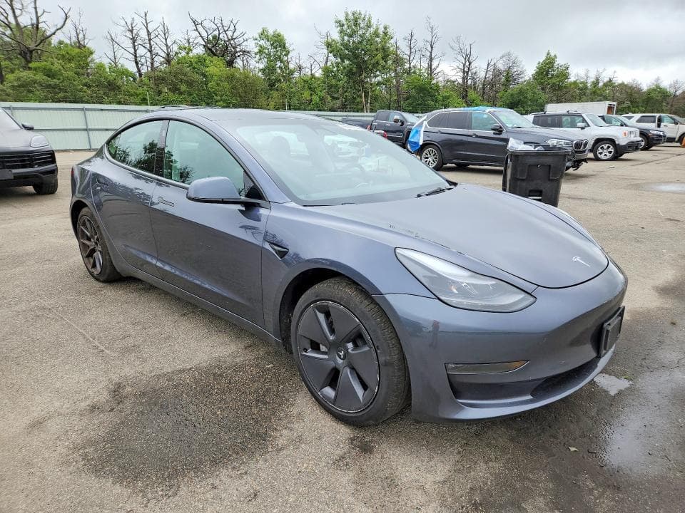 2023 TESLA MODEL 3 4