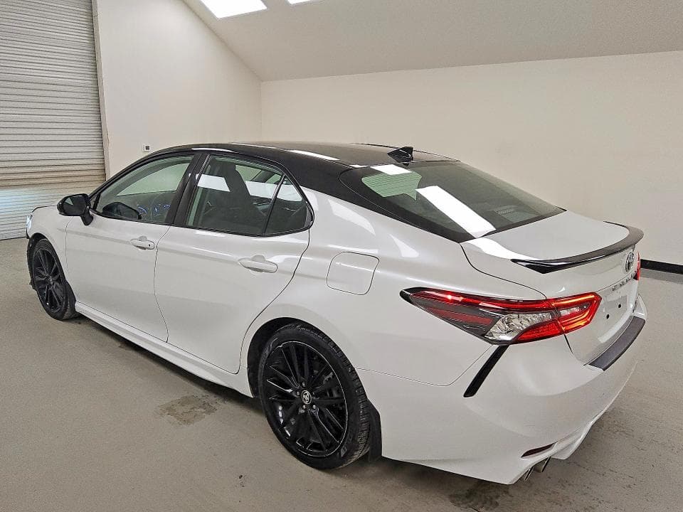 2022 TOYOTA CAMRY XSE 2