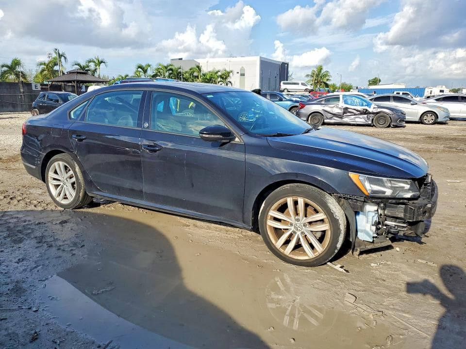 2019 VOLKSWAGEN PASSAT WOLFSBURG 4