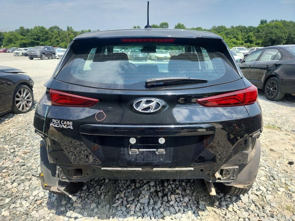 2020 HYUNDAI KONA SE 6