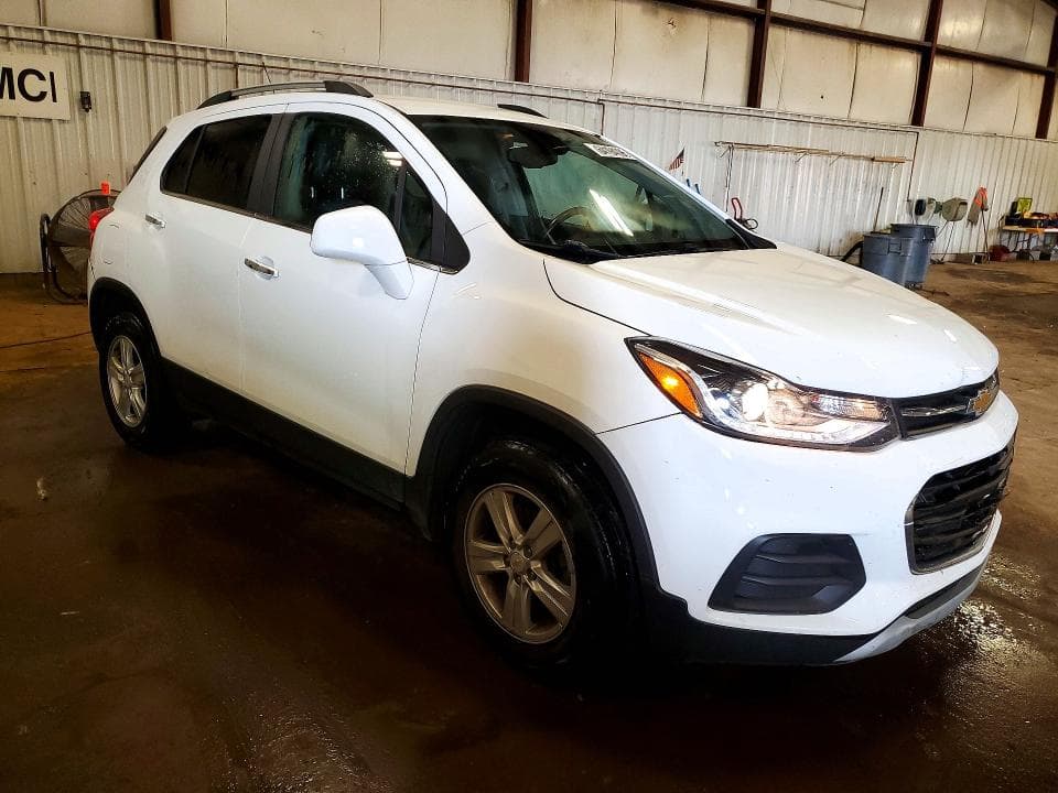2020 CHEVROLET TRAX 1LT 4