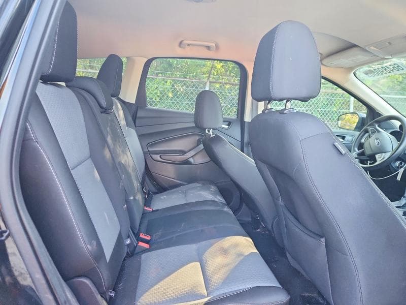 2017 FORD ESCAPE SE 11