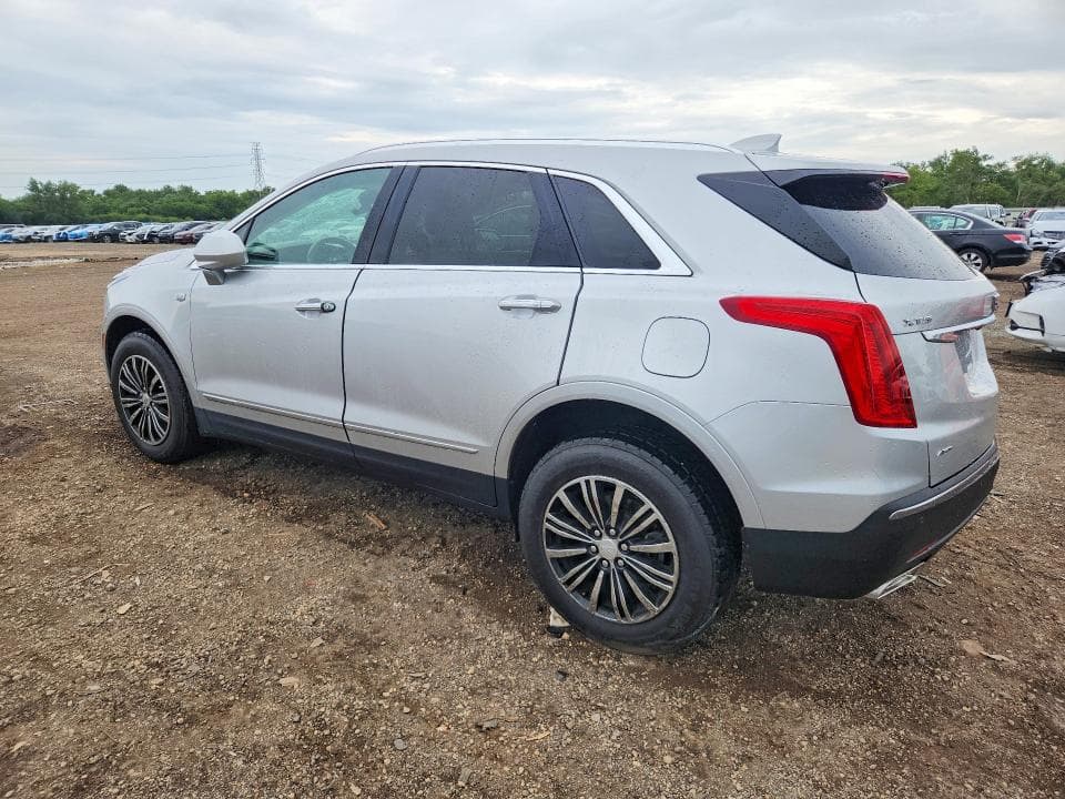 2017 CADILLAC XT5 LUXURY 2