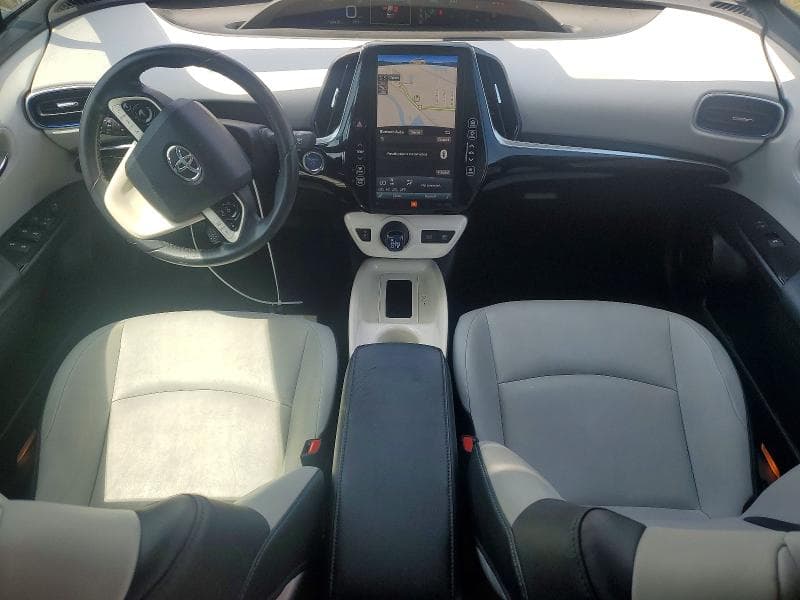 2018 TOYOTA PRIUS FOUR TOURING 8