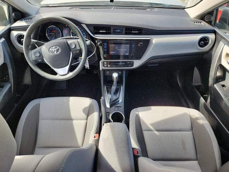 2017 TOYOTA COROLLA LE 8