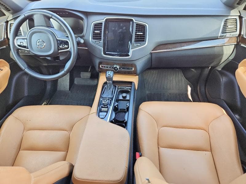2019 VOLVO XC90 T6 MOMENTUM 8