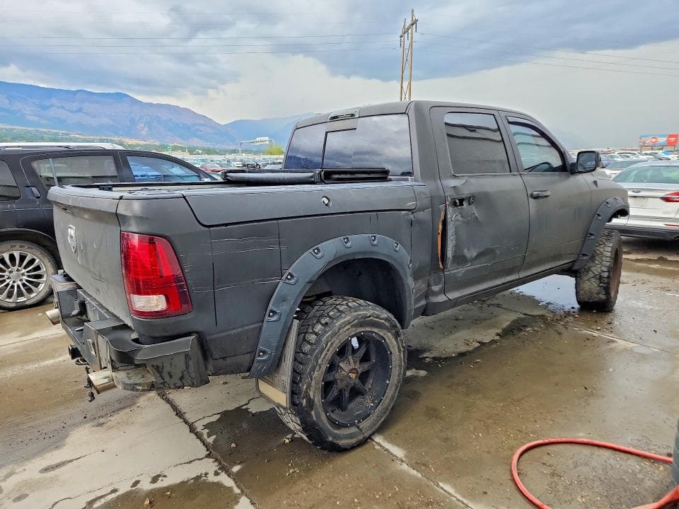2017 RAM 1500 SPORT 3