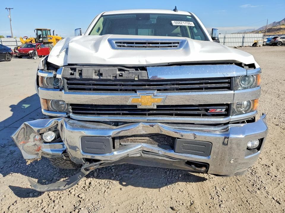2017 CHEVROLET SILVERADO K2500 HEAVY DUTY LTZ 5
