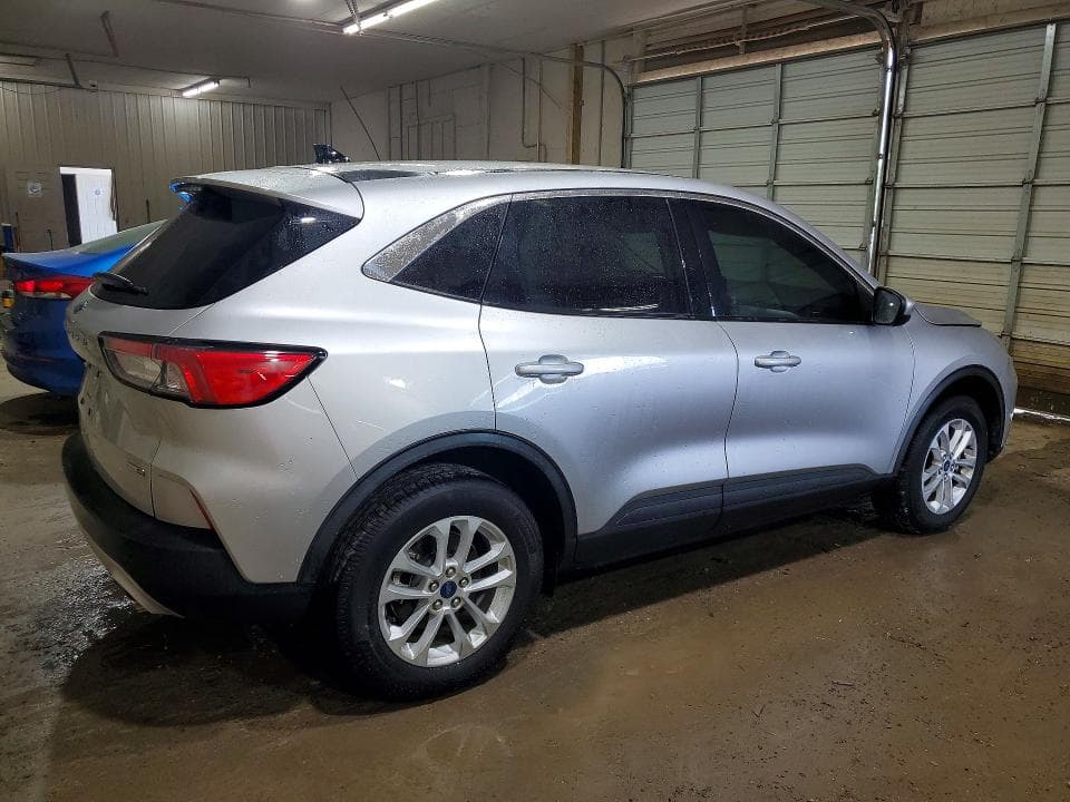 2020 FORD ESCAPE SE 3