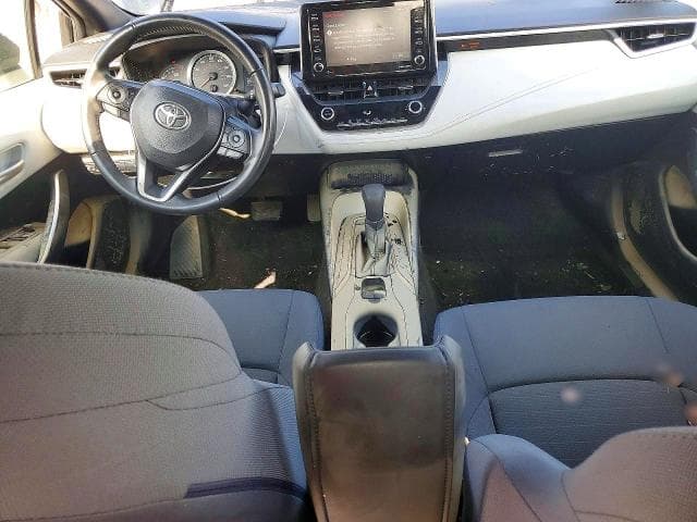 2021 TOYOTA COROLLA SE 8