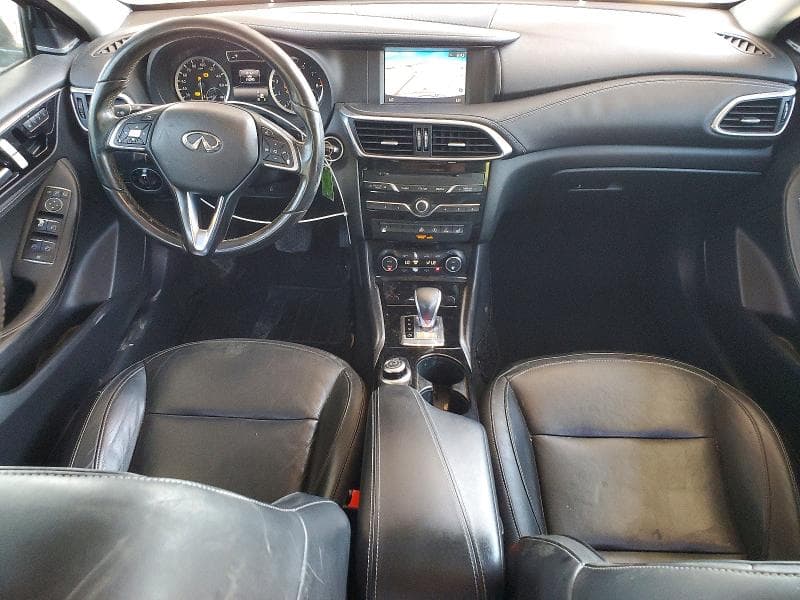 2017 INFINITI QX30 PREMIUM 8