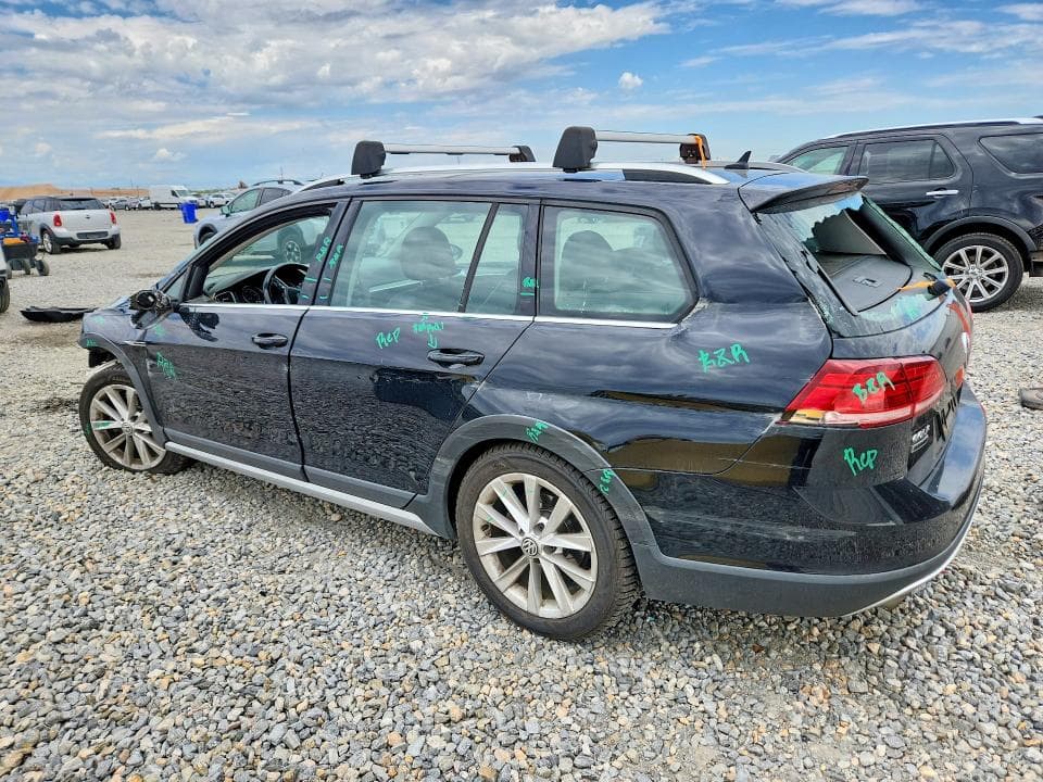 2019 VOLKSWAGEN GOLF ALLTRACK S 2