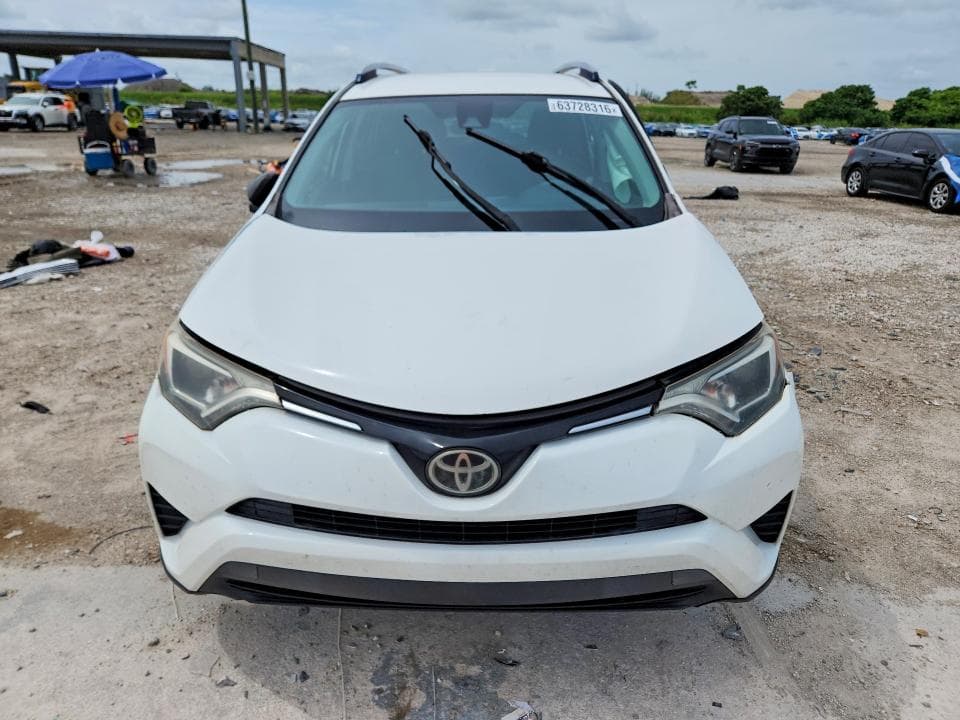2018 TOYOTA RAV4 LE 5