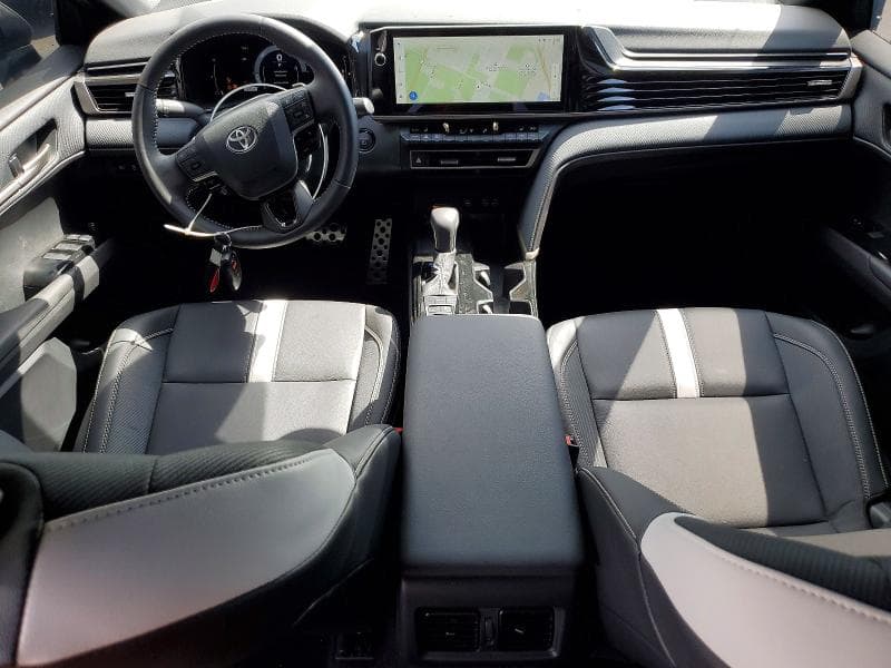 2026 TOYOTA CAMRY SE 8