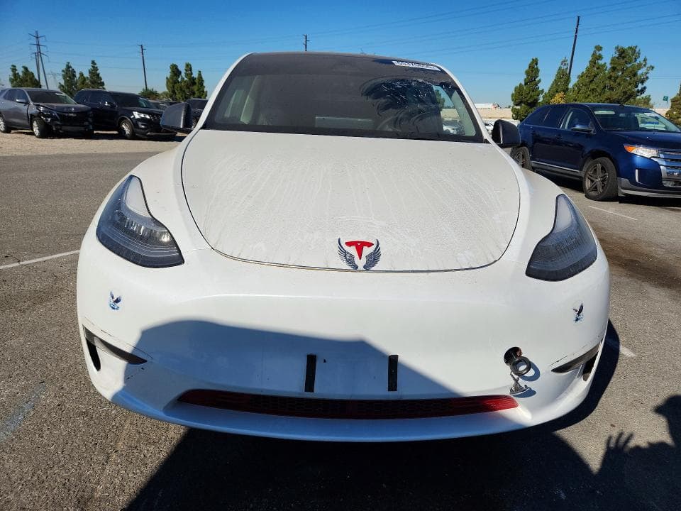 2023 TESLA MODEL Y 5