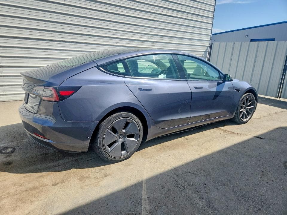 2022 TESLA MODEL 3 3