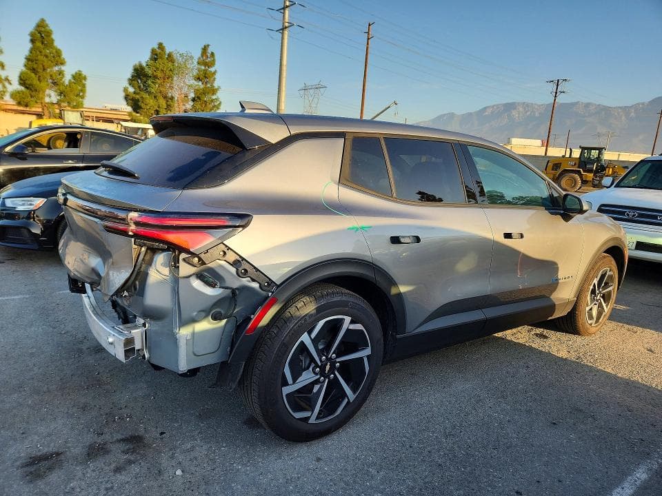 2025 CHEVROLET EQUINOX LT 3
