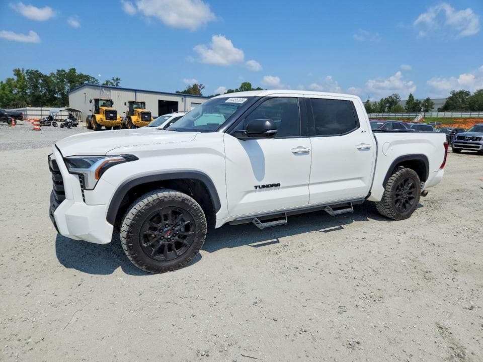 2023 TOYOTA TUNDRA SR5 - 1
