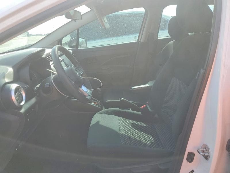 2021 NISSAN VERSA S 7