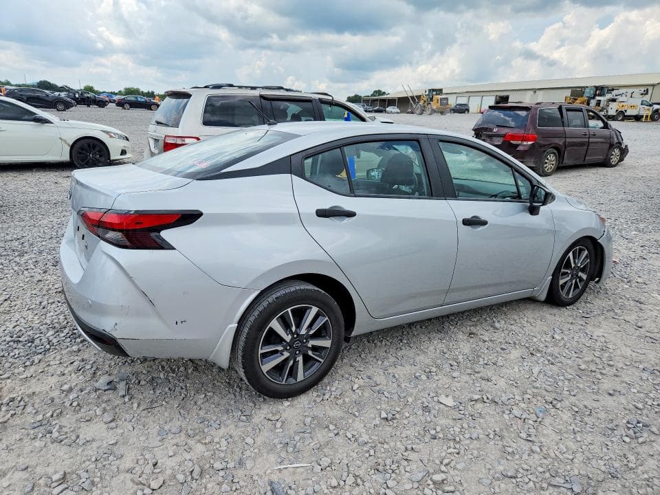 2023 NISSAN VERSA S 3