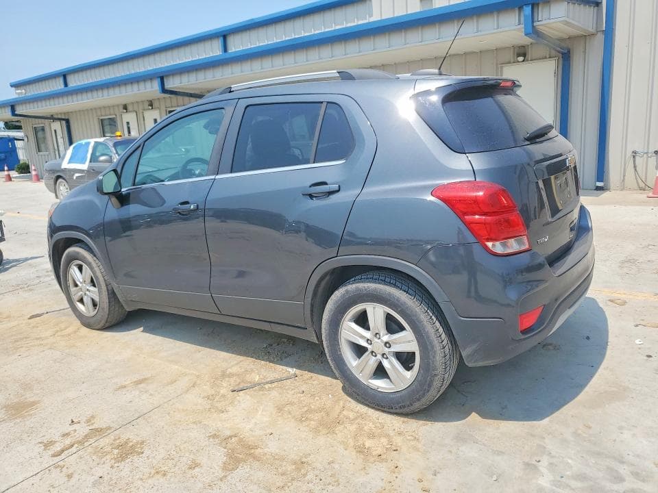 2017 CHEVROLET TRAX 1LT 2
