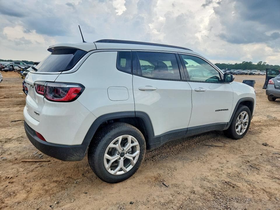 2025 JEEP COMPASS LATITUDE 3
