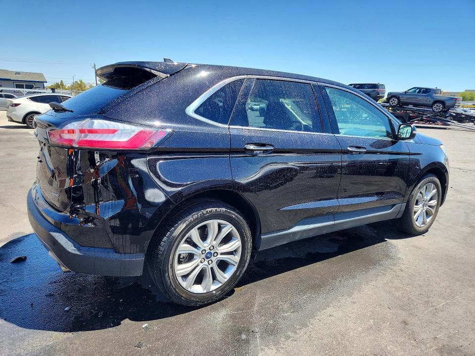 2022 FORD EDGE TITANIUM 3