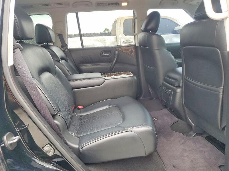 2017 INFINITI QX80 BASE 11
