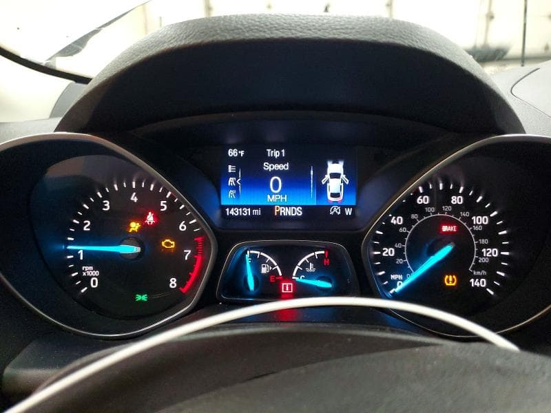 2017 FORD ESCAPE SE 9
