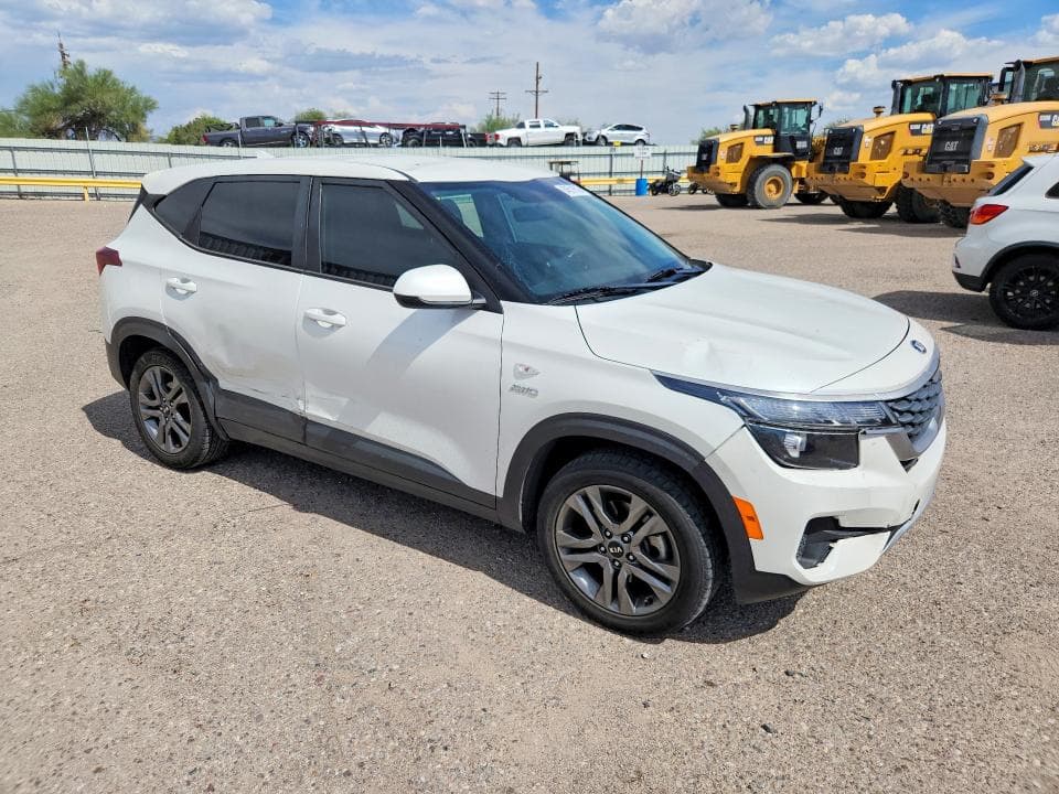 2021 KIA SELTOS LX 4
