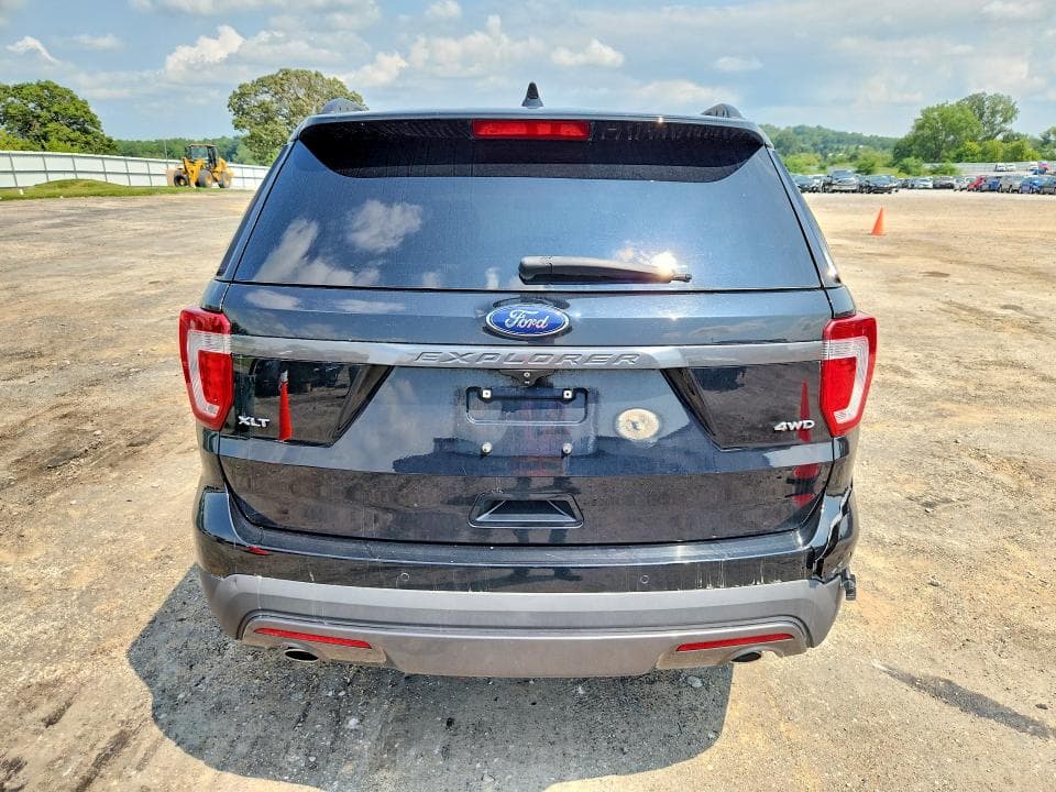 2017 FORD EXPLORER XLT 6