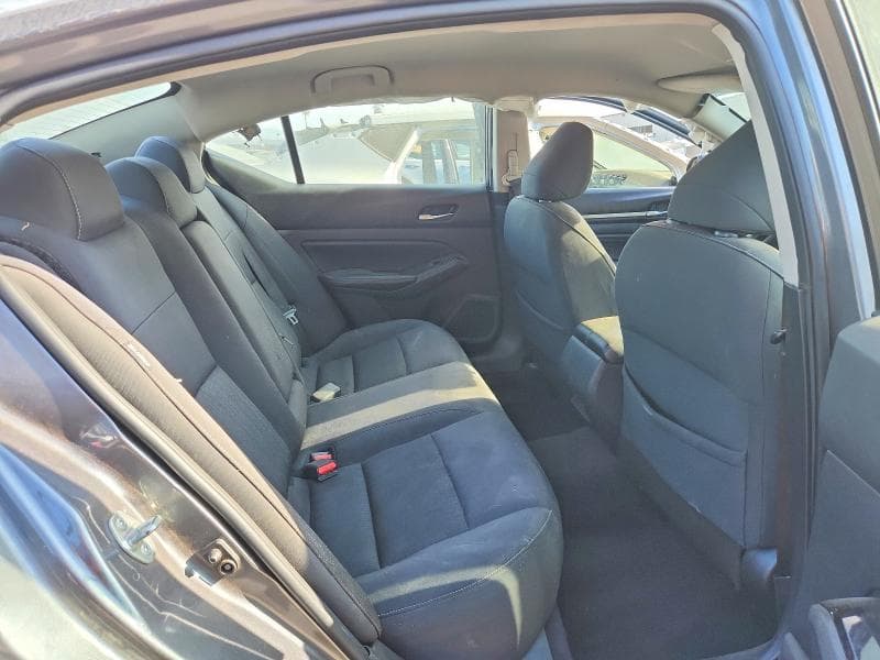 2021 NISSAN ALTIMA SV 10