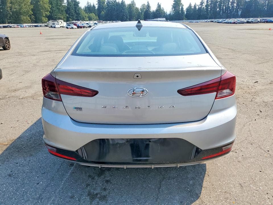 2020 HYUNDAI ELANTRA SEL 6