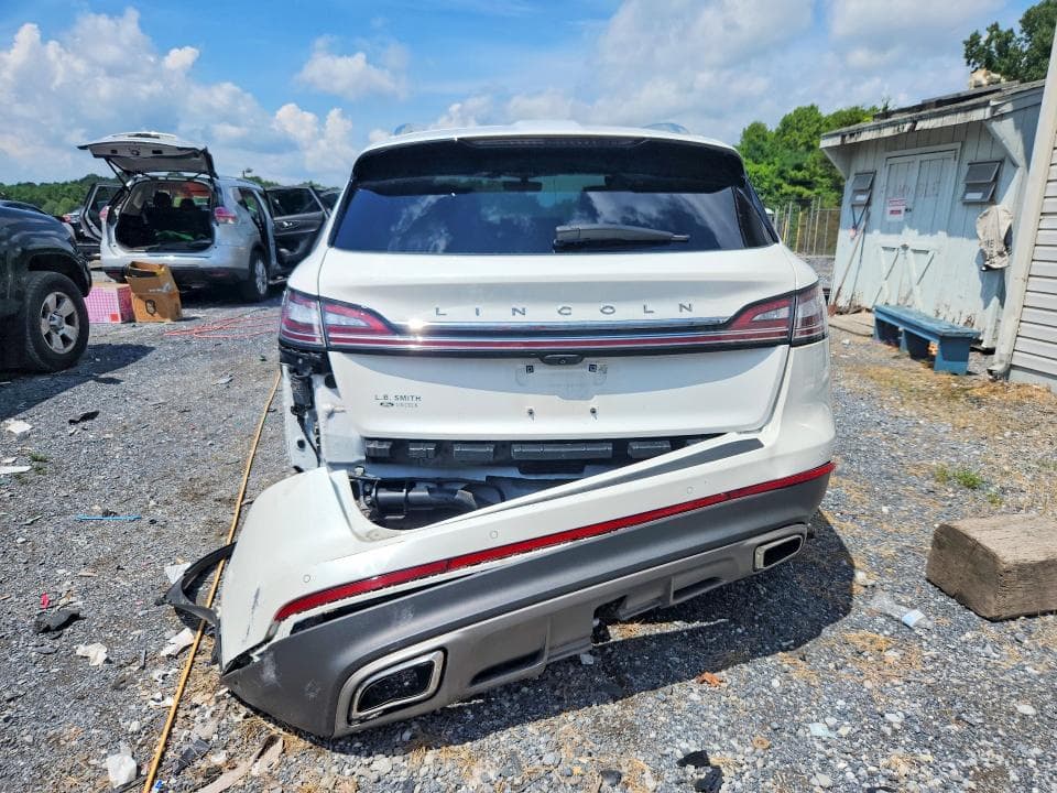 2023 LINCOLN NAUTILUS RESERVE 6